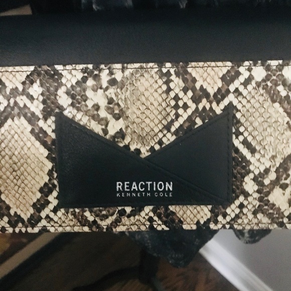 Kenneth Cole bundle - Picture 4 of 8